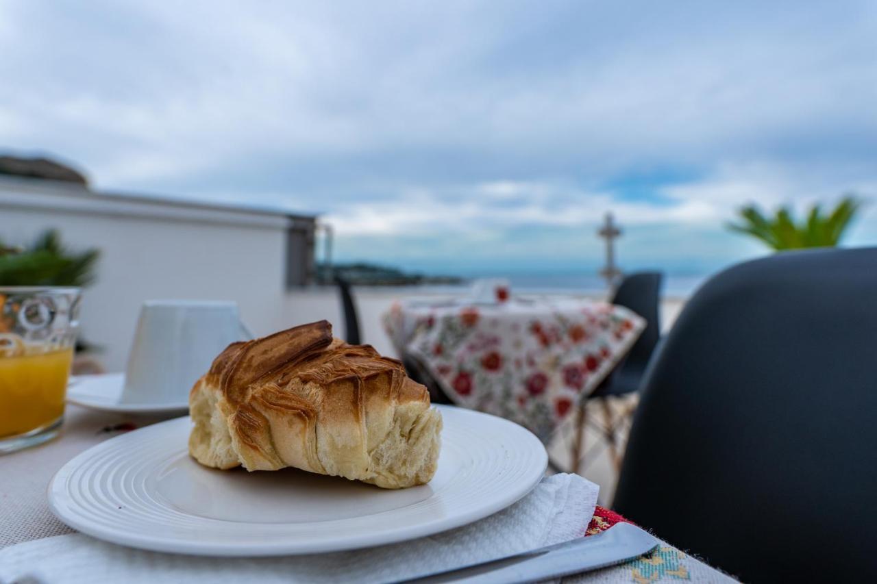 B&B Una Terrazza sul Golfo di Sferracavallo Esterno foto