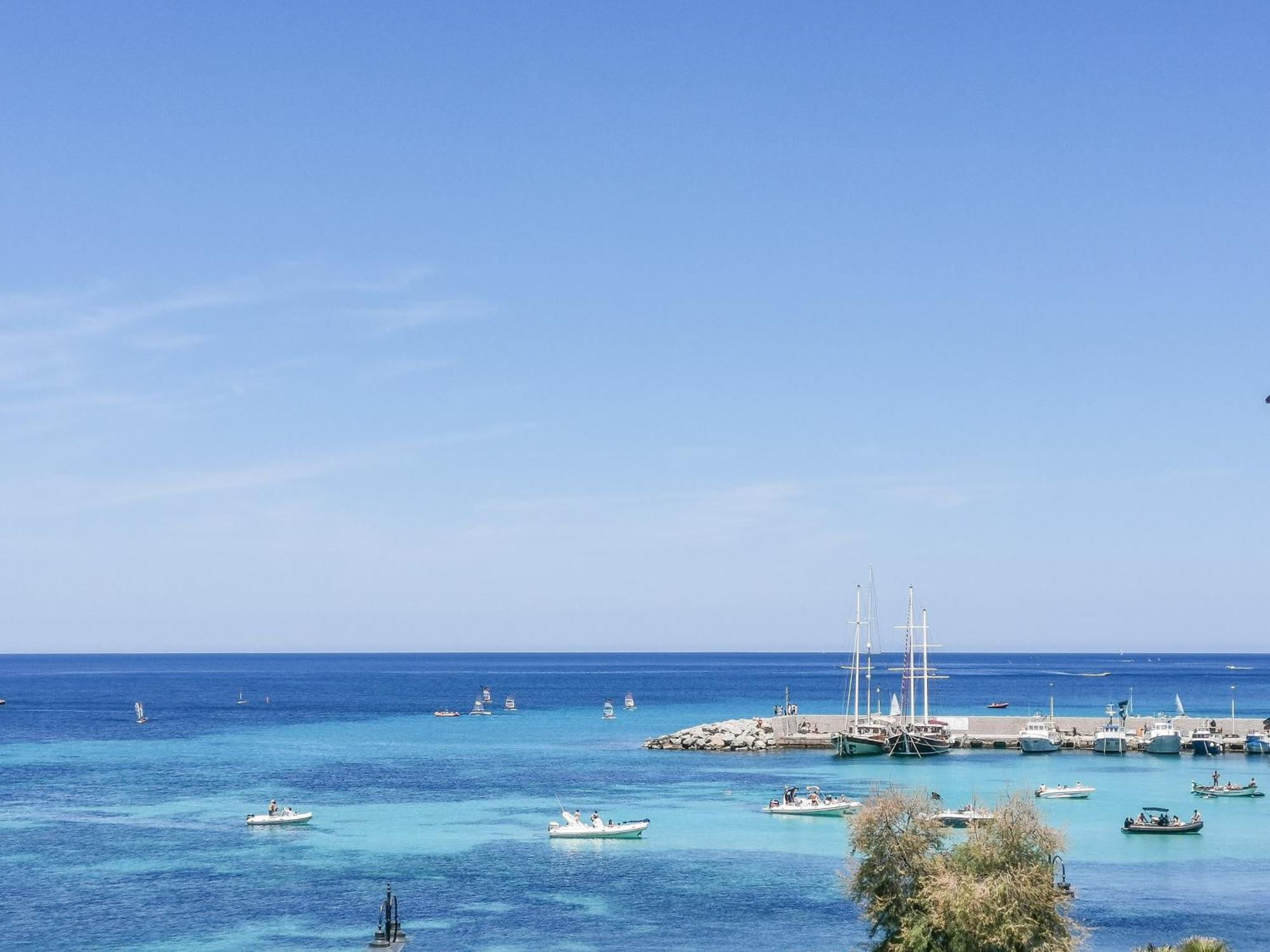 B&B Una Terrazza sul Golfo di Sferracavallo Esterno foto